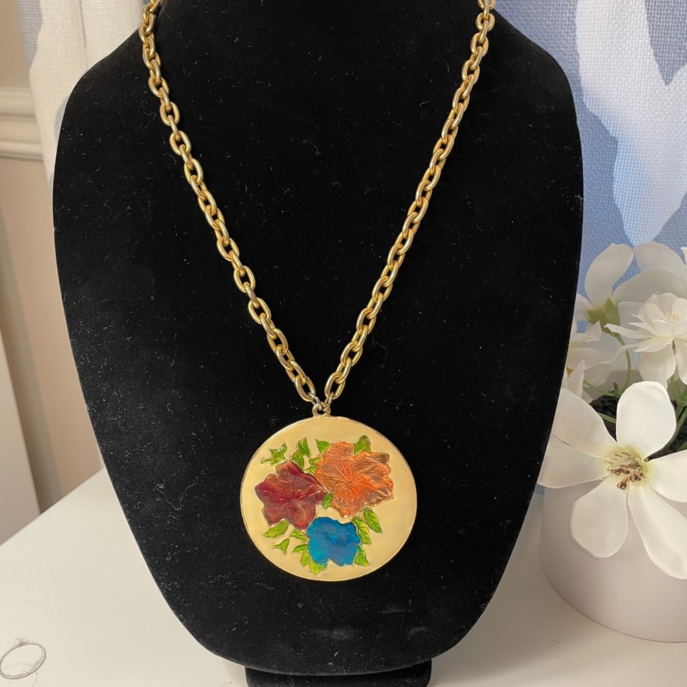 Large Floral Enamel Pendant Necklace Gold Tone Pre Owned